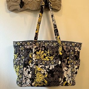 Vera Bradley Large tote - boroque print